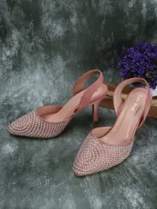 Retro Walk Pointed Toe Kitten Pumps