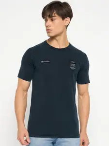 Duke Men Solid Round Neck Applique T-shirt