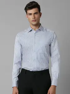 Louis Philippe Men Striped Spread Collar Button Placket Patch Pocket Formal Shirt