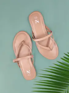 THE MADRAS TRUNK Women Striped Open Toe Flats with Bows