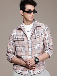 WROGN Comfort Fit Opaque Checked Casual Shirt