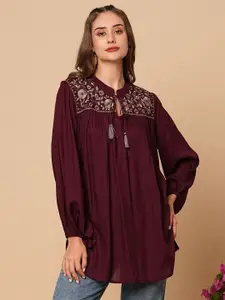 FASHOR Floral Embroidered Thread Work Thread Work Kurti