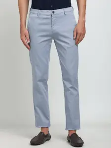 Turtle Men Textured Relaxed Skinny Fit Cigarette Trousers