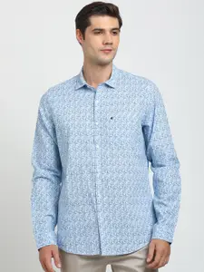 Turtle Men Abstract Printed Spread Collar Casual Shirt
