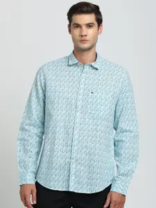Turtle Men Micro Ditsy Printed Spread Collar Casual Shirt