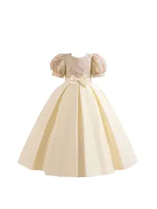 StyleCast x Revolte Applique Maxi Dress