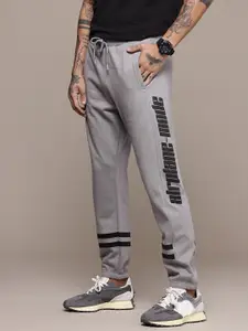 WROGN Men Typography Printed Comfort Fit Joggers