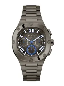 GUESS Men Textured Dial & Stainless Steel Bracelet Style Straps Analogue Watch GW0572G5
