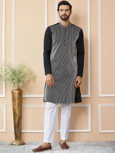 See Designs Mandarin Collar Long Sleeves Thread Work Straight Kurta