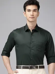 Arrow Pure Cotton Self-Design Textured Manhattan Slim Fit Formal Shirt