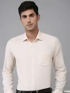 Arrow Pure Cotton Manhattan Slim Fit Self-Design Textured Formal Shirt