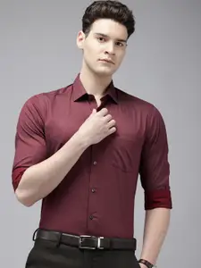 Arrow Manhattan Slim Fit Opaque Printed Pure Cotton Formal Shirt