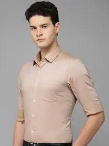 Arrow Men Self Design Manhattan Slim Fit Opaque Pure Cotton Formal Shirt