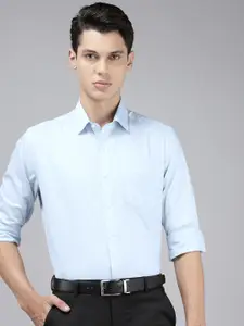 Arrow Pure Cotton Manhattan Slim Fit Opaque Formal Shirt