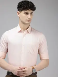 Arrow Self Design Manhattan Slim Fit Opaque Pure Cotton Formal Shirt