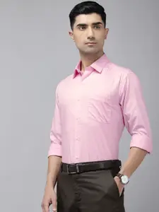 Arrow Manhattan Slim Fit Textured Self Design Pure Cotton Formal Shirt