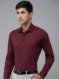 Arrow Pure Cotton Self Design Textured Manhattan Slim Fit Opaque Formal Shirt