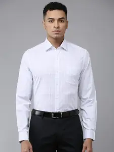 Arrow Pure Cotton Manhattan Slim Fit Checked Textured Formal Shirt