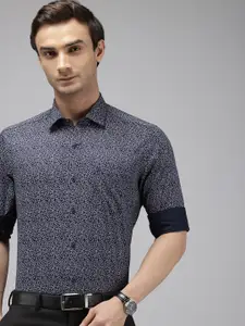 Arrow Manhattan Slim Fit Floral Printed Cutaway Collar Pure Cotton Formal Shirt