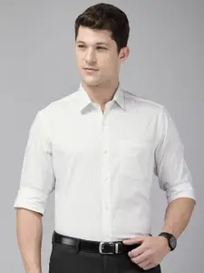 Arrow Manhattan Slim Fit Vertical Stripes Pure Cotton Formal Shirt