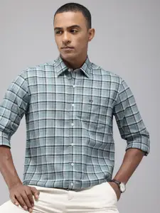 Arrow Sport Pure Cotton Manhattan Slim Fit Checked Casual Shirt