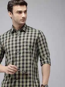Arrow Sport Pure Cotton Manhattan Slim Fit Opaque Checked Casual Shirt