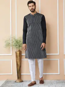 See Designs Striped Regular Sequinned Pure Cotton Kurta with Pyjamas