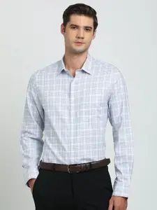 Turtle Men Checked Spread Collar Cotton Classic Slim Fit Formal Shirt