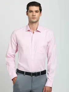 Turtle Men Textured Spread Collar Cotton Classic Slim Fit Formal Shirt
