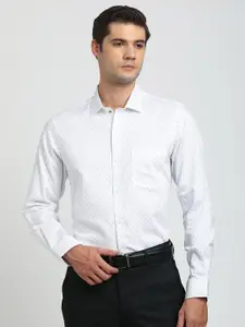 Turtle Men Micro Ditsy Printed  Spread Collar Pure Cotton Formal Shirt