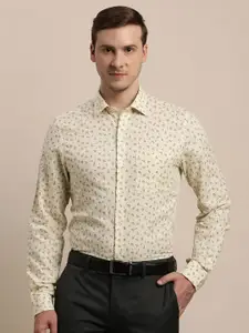 Turtle Men Abstract Printed Spread Collar Formal Shirt