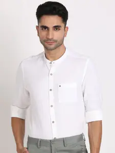 Turtle Men Solid Spread Collar Casual Shirt