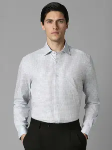 Louis Philippe Men Classic Grid Tattersall Checked Spread Collar Pure Cotton Formal Shirt
