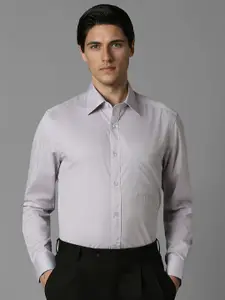 Louis Philippe Men Spread Collar Solid Pure Cotton Formal Shirt