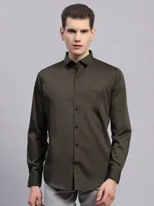 Monte Carlo Men Comfort Solid Spread Collar Casual Shirt
