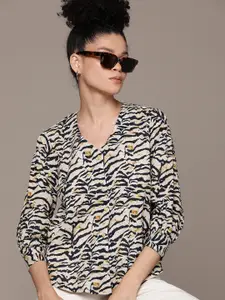 Roadster  Animal Printed Cotton Cambric Casual Shirt