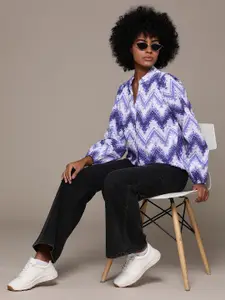 Roadster Printed Mandarin Collar Casual Shirt