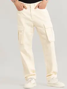 Snitch Men Cream Relaxed Fit Cotton Low Distress Stretchable Jeans