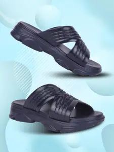 Action Women Self Design Sliders