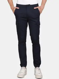 t-base Men Mid-Rise Cotton Cargos Trousers