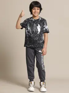 Kids Ville Boys Batman Printed T-Shirt With Joggers Clothing Set
