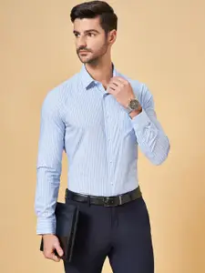 Peregrine by Pantaloons Slim Fit Cotton Striped Formal Shirt
