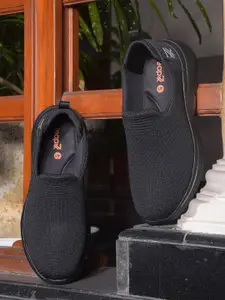 Liberty Men Textured Slip-On Running Shoes