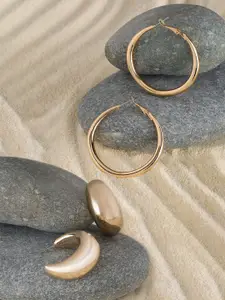 AMI Set of 2 Gold-Plated Circular Shaped Hoop Earrings