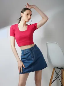 Lagashi Scoop Neck Fitted Crop Top