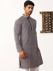 Jompers Mandarin Collar Geometric Thread Work Cotton Straight Kurta