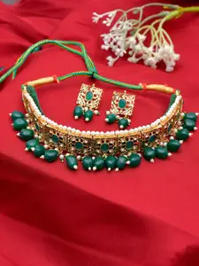 Silvermerc Designs Gold-plated Kundan Studded Necklace Set
