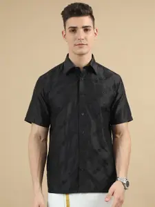 TATTVA Classic Spread Collar Printed Casual Shirt