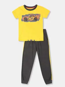 V-Mart Boys Graphic Printed Pure Cotton T-shirt with Trousers