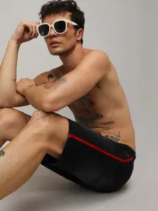 Campus Sutra Men Slim Fit Knee Length Denim Shorts